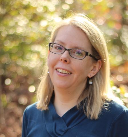 Noelle Dwyer Headshot