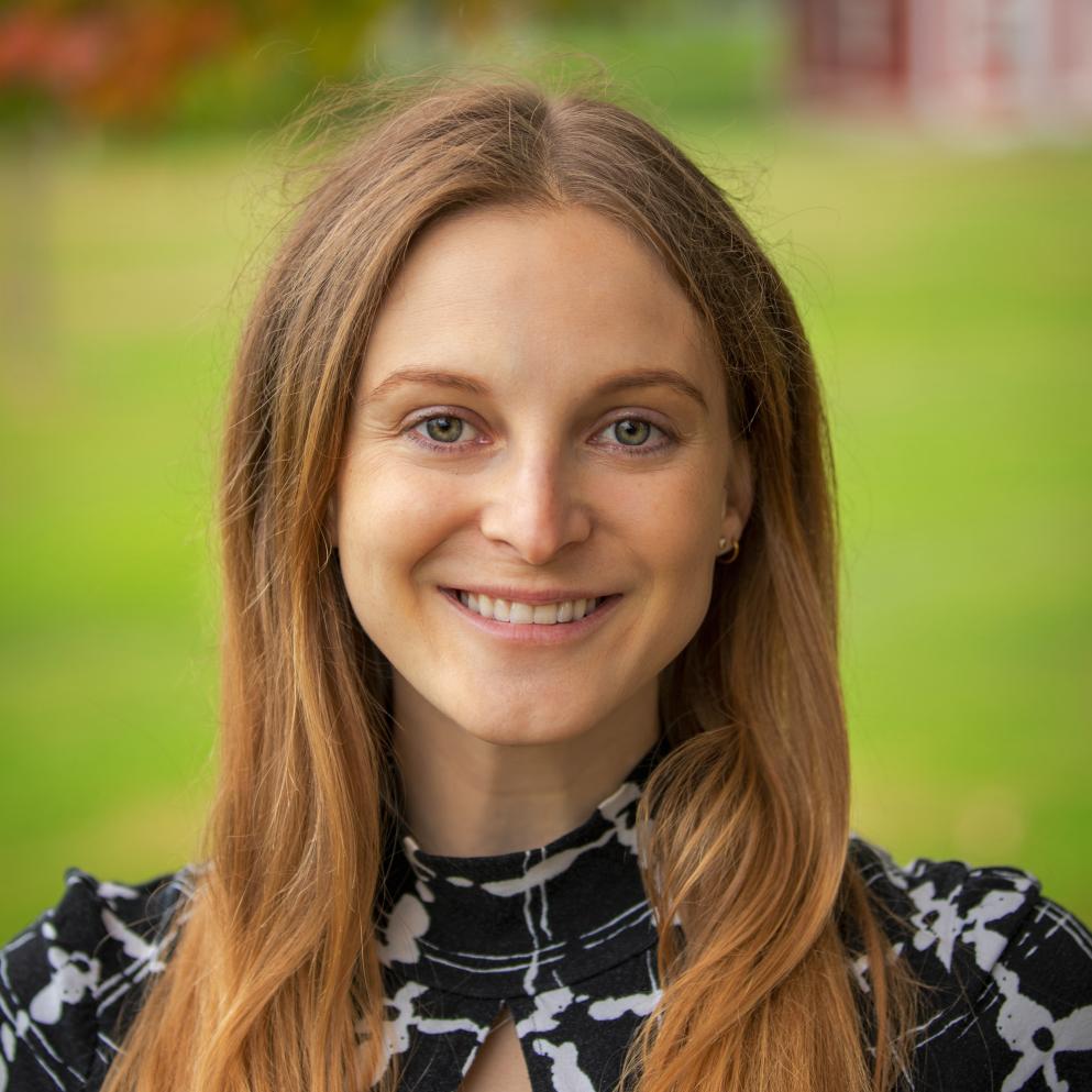 Elizabeth Proctor Headshot