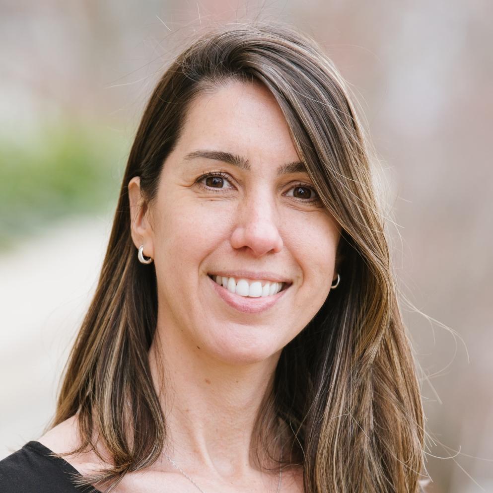 Marina Weiler Headshot