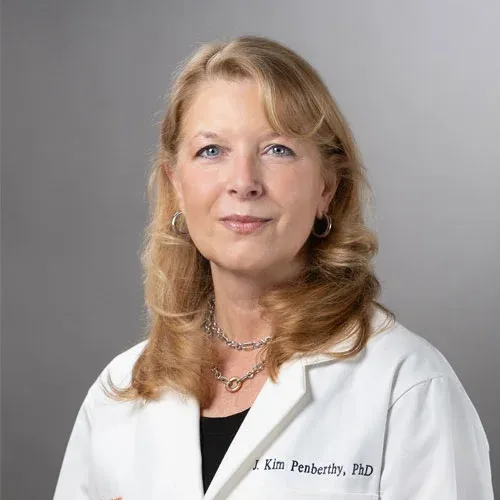 Kim Penberthy Headshot